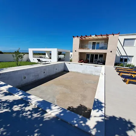 Villa Kotari *